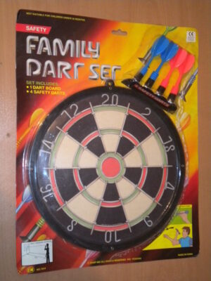 90'S Vintage SAFETY FAMILY DART SET MINT NEW