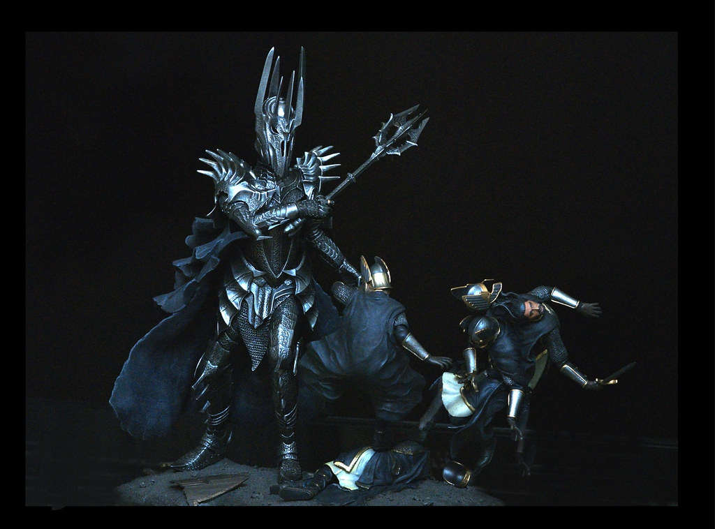 Sauron vs Numenorean Army Diorama: Battle of the Last Alliance - SIDESHOW COLLECTIBLES